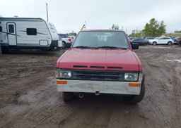 1994 NISSAN PATHFINDER LE
