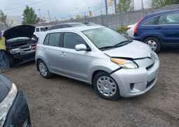 2011 TOYOTA SCION XD