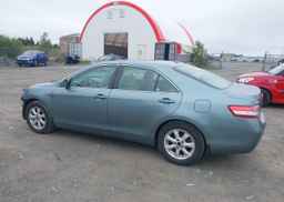 2011 TOYOTA CAMRY LE