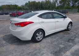 2013 HYUNDAI ELANTRA GL