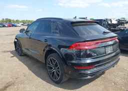 2021 AUDI Q8 55 PROGRESSIV