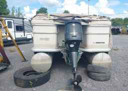 2004 Fabritek SIERA SPORT PONTOON BOAT