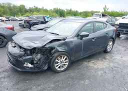2015 MAZDA MAZDA3 GS
