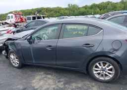 2015 MAZDA MAZDA3 GS