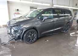 2022 CHRYSLER PACIFICA HYBRID TOURING L