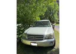2003 TOYOTA HIGHLANDER LIMITED