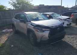2025 TOYOTA COROLLA CROSS LE