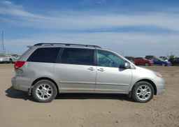 2006 TOYOTA SIENNA XLE LIMITED 7 PASSENGER