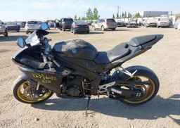2009 YAMAHA YZFR1