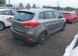 2015 KIA RONDO
