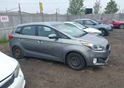 2015 KIA RONDO