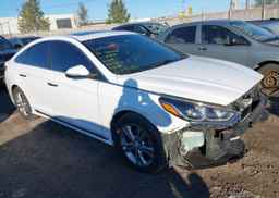 2019 HYUNDAI SONATA ESSENTIAL