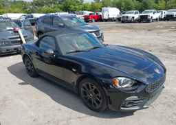 2017 FIAT 124 SPIDER CLASSICA