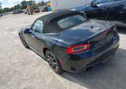 2017 FIAT 124 SPIDER CLASSICA