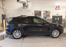 2021 PORSCHE CAYENNE