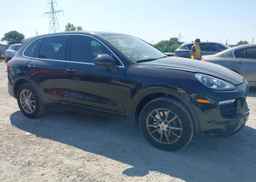 2016 PORSCHE CAYENNE