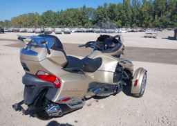 2017 CAN-AM SPYDER ROADSTER RT