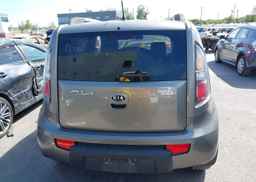 2010 KIA SOUL +