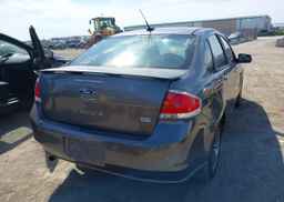 2010 FORD FOCUS SE