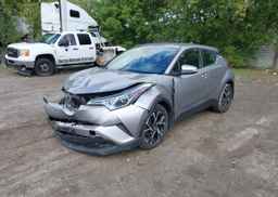 2019 TOYOTA C-HR XLE