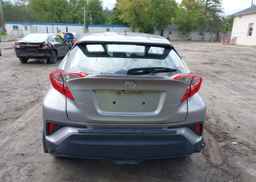 2019 TOYOTA C-HR XLE