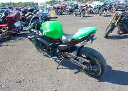 2022 KAWASAKI EX650 M