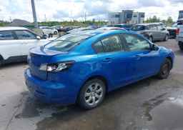 2013 MAZDA 3 I