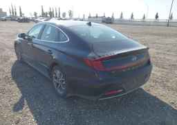 2022 HYUNDAI SONATA SE