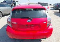 2013 TOYOTA Prius c