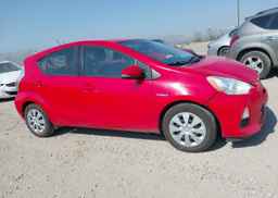 2013 TOYOTA Prius c
