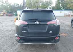 2017 TOYOTA RAV4 SE