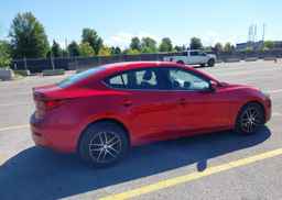 2017 MAZDA MAZDA3 SE