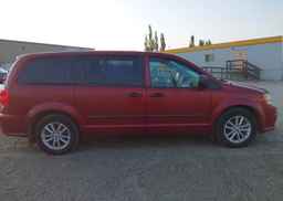 2014 DODGE GRAND CARAVAN SE