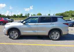 2024 MITSUBISHI OUTLANDER ES
