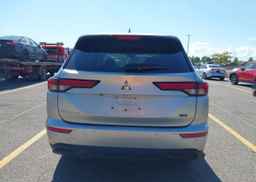 2024 MITSUBISHI OUTLANDER ES
