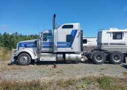 2020 KENWORTH W900