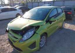 2013 FORD FIESTA SE