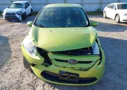 2013 FORD FIESTA SE