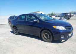 2013 TOYOTA COROLLA S