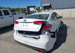 2017 KIA FORTE EX