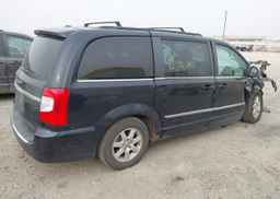 2011 CHRYSLER TOWN & COUNTRY TOURING