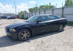 2013 DODGE CHARGER SXT