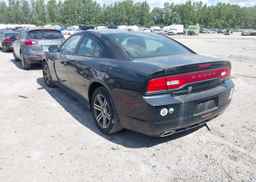 2013 DODGE CHARGER SXT