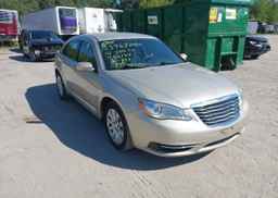 2014 CHRYSLER 200 LX