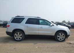 2010 GMC ACADIA SLT-2