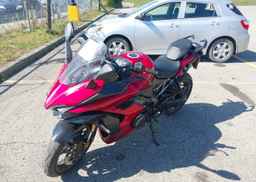 2024 SUZUKI GSX1000 GT