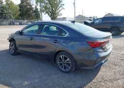 2023 KIA FORTE EX