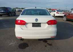2013 VOLKSWAGEN JETTA 2.5L HIGHLINE