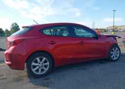 2018 MAZDA MAZDA3