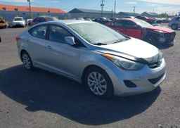 2013 HYUNDAI ELANTRA GL